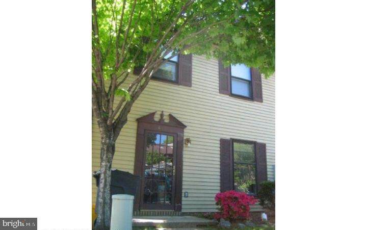 4125 11TH Place - Photo 1