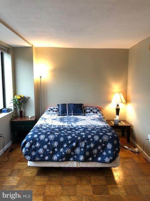 522 21ST Street - Photo 1