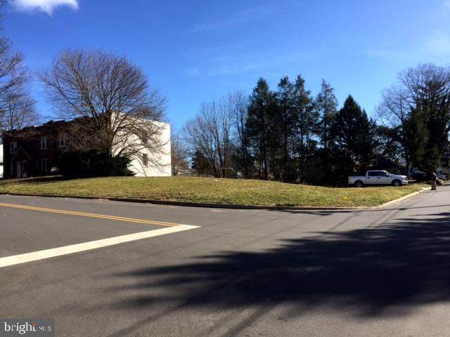 98 Budd Avenue - Photo 1