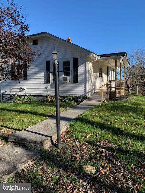 1505 Cumberland Road - Photo 1