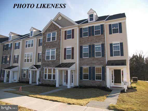 127 Cheshire Court - Photo 1
