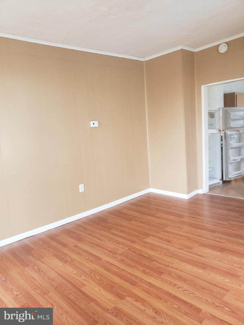 157 Center Street - Photo 1