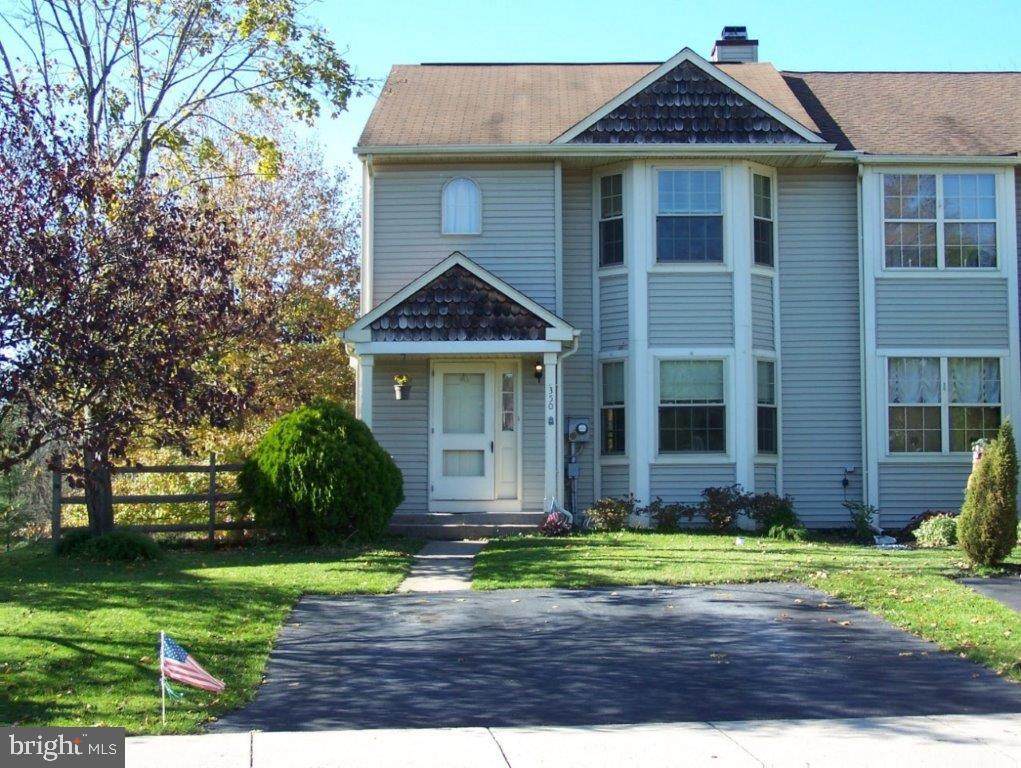 350 Kent Lane - Photo 1