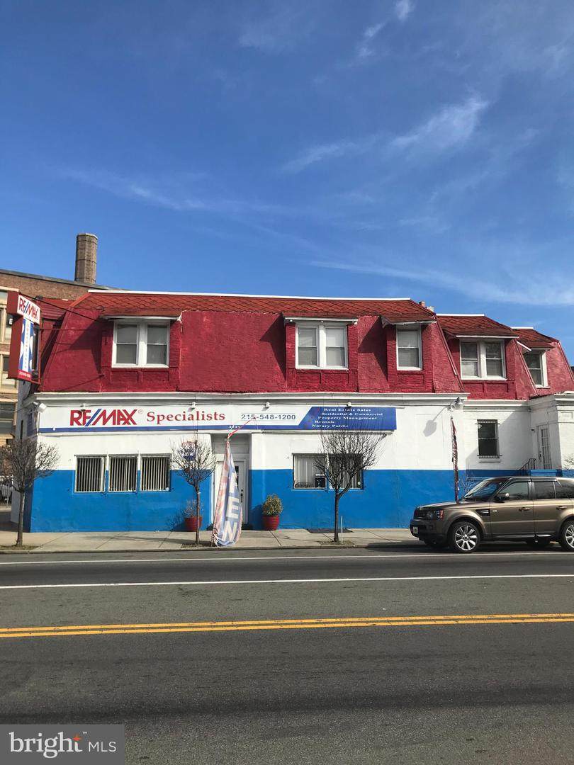 2021 Stenton Avenue - Photo 1