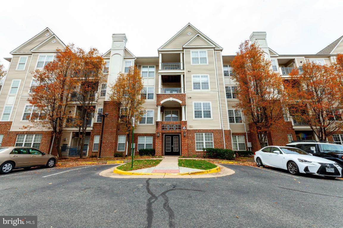 3015 Nicosh Circle - Photo 1