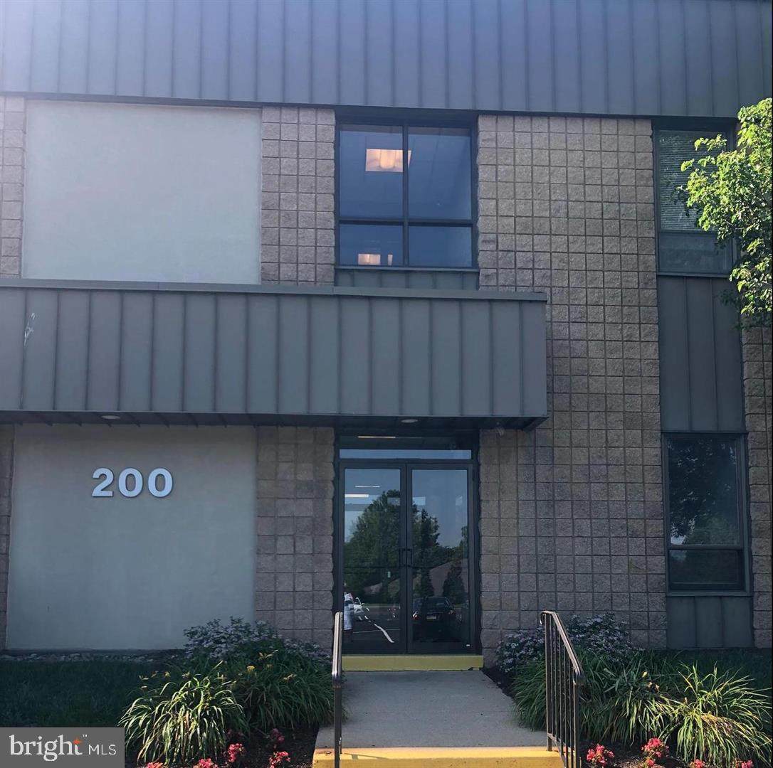 200 Dickinson Drive - Photo 1