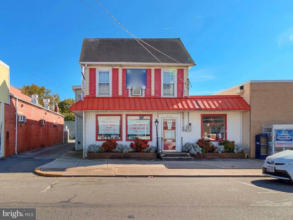 208 Main Street - Photo 1