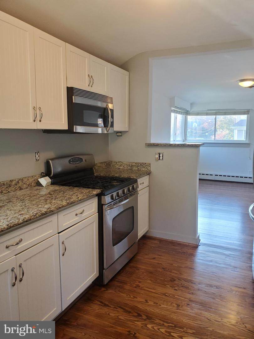 1301 Stuart Street - Photo 1