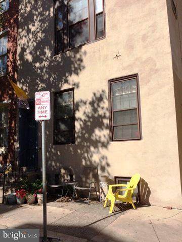 923 Spruce Street - Photo 1