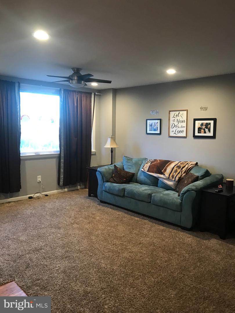 6918 Lawnton Street - Photo 1