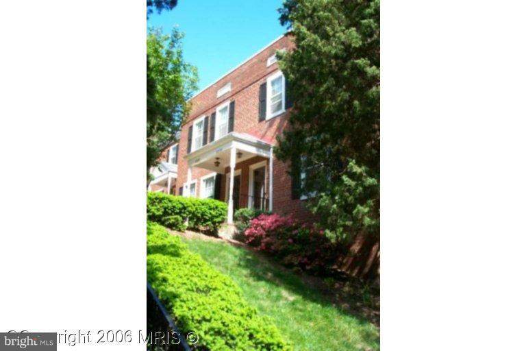 2839 Columbus Street - Photo 1