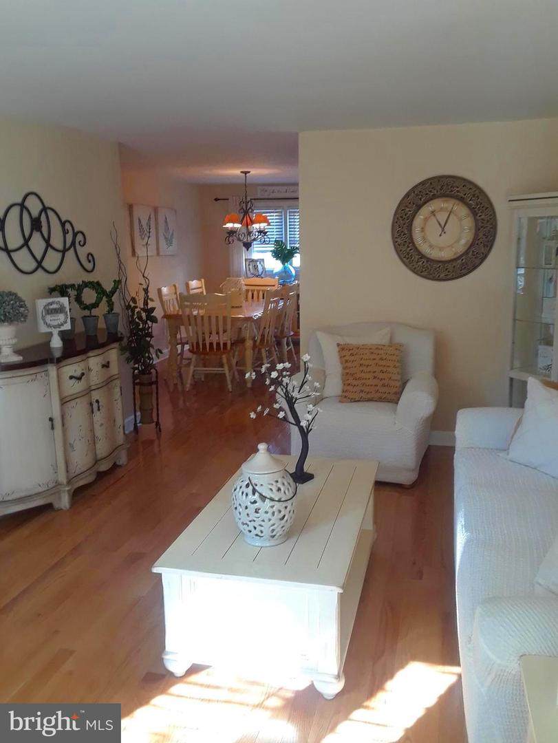 1095 Taylor Drive - Photo 1