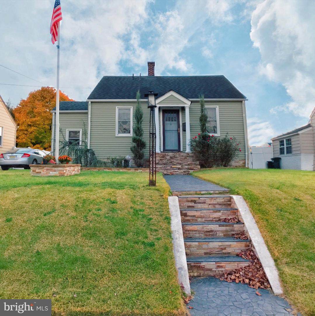 128 Spruce Avenue - Photo 1