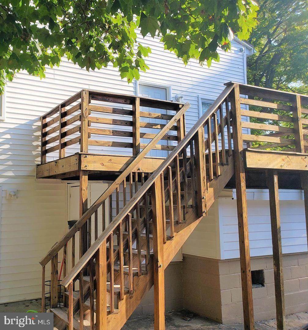 321 Ash Avenue - Photo 1