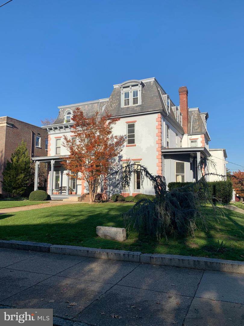 1403 Delaware Avenue - Photo 1