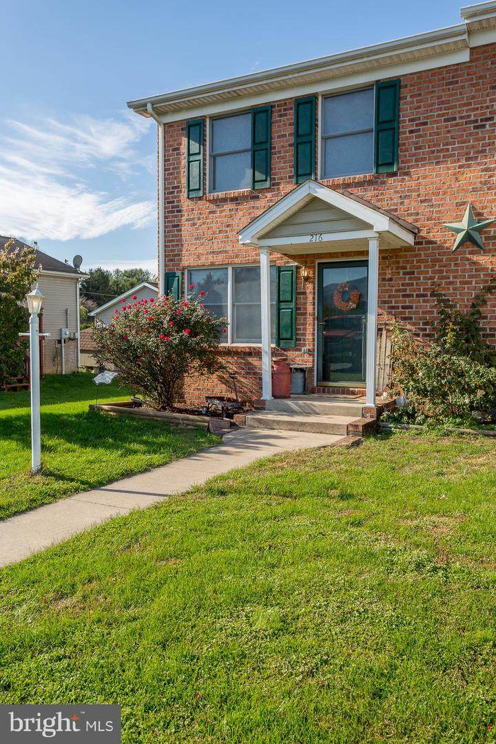 216 Fourth Street - Photo 1