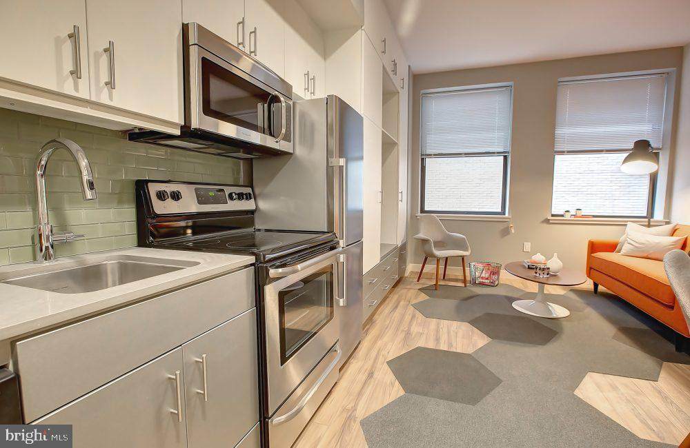 42 S 15Th Street - Photo 1