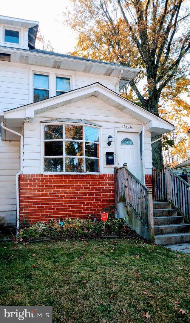 6126 Irving Avenue - Photo 1