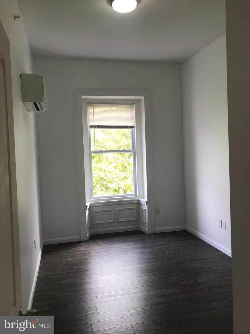 1525 17TH Street - Photo 1