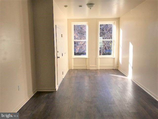 1916 32ND Street - Photo 1