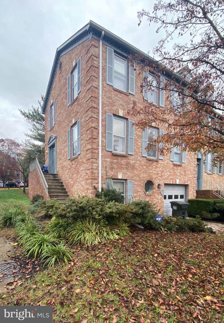 6014 Bradmore Street - Photo 1