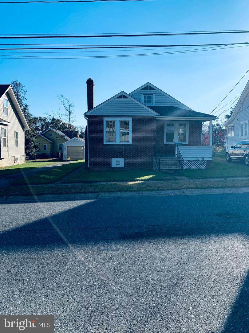 110 Matthes Avenue - Photo 1