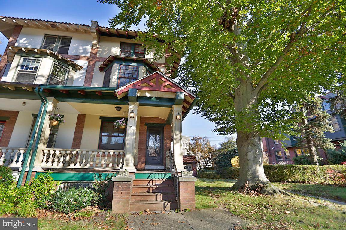 1911 Wynnewood Road - Photo 1