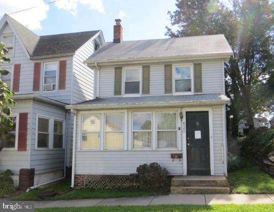 620 Erie Street - Photo 1