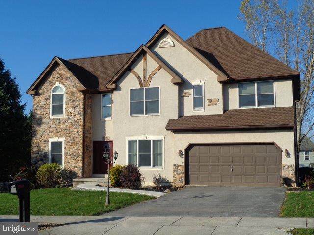 1005 Shannon Lane - Photo 1
