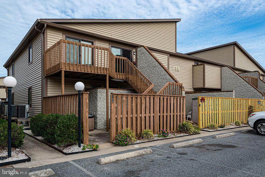 105 120TH Street - Photo 1