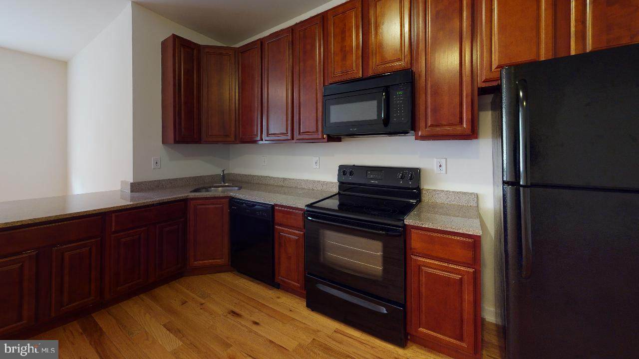 2023-25 17TH Street - Photo 1
