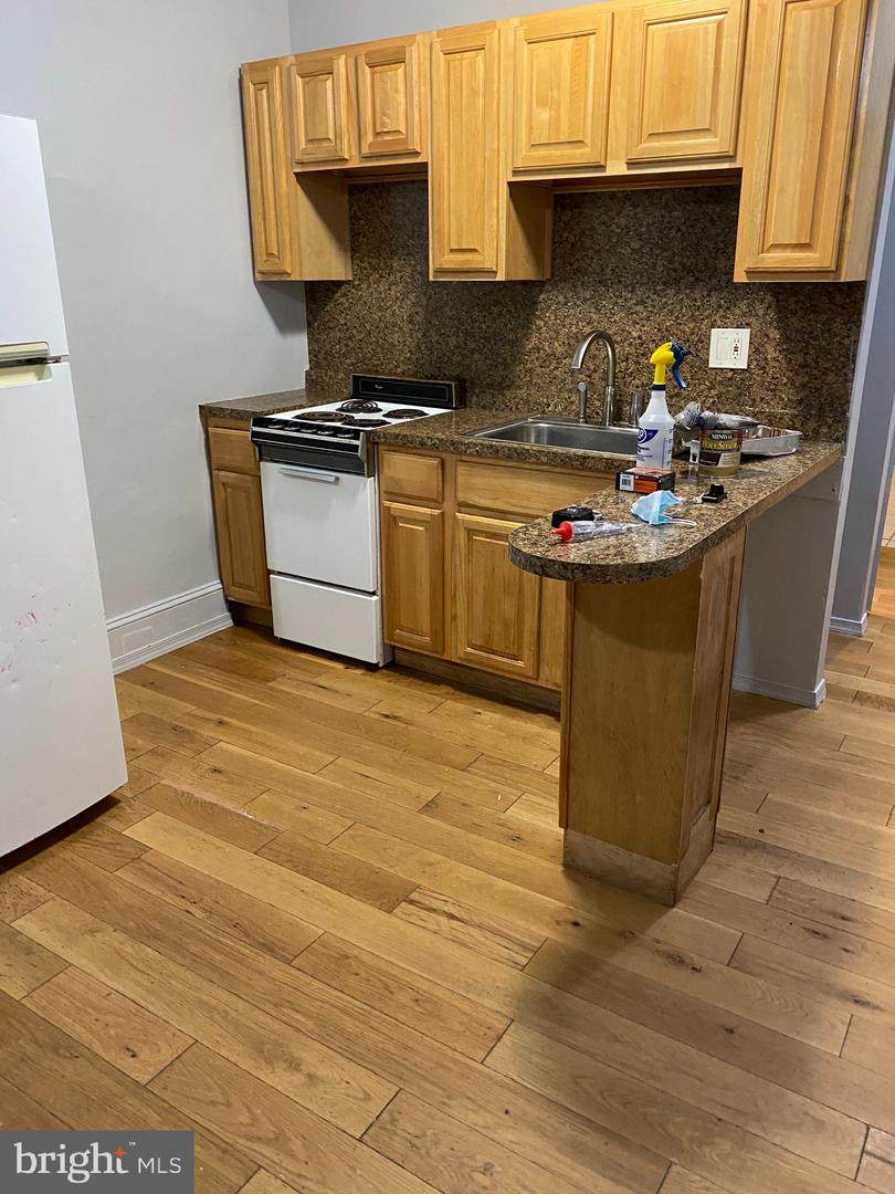 3138 Weymouth Street - Photo 1