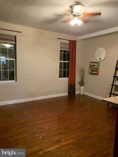 997 6TH Street - Photo 1