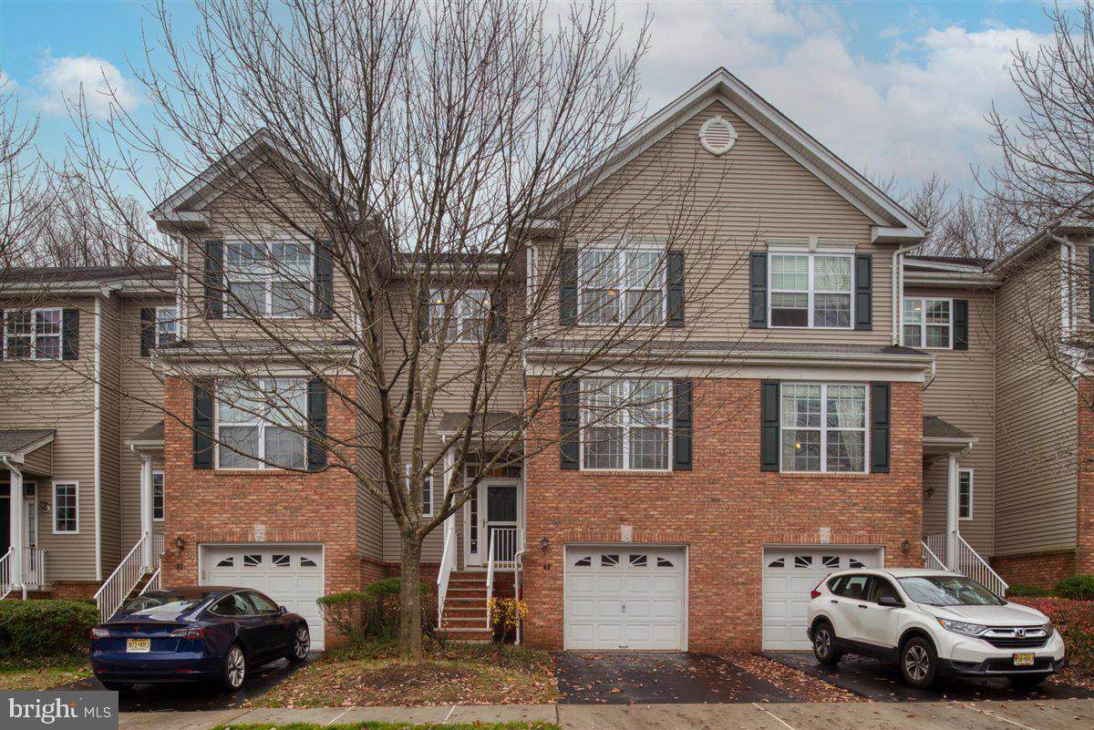 80 Hoover Avenue - Photo 1