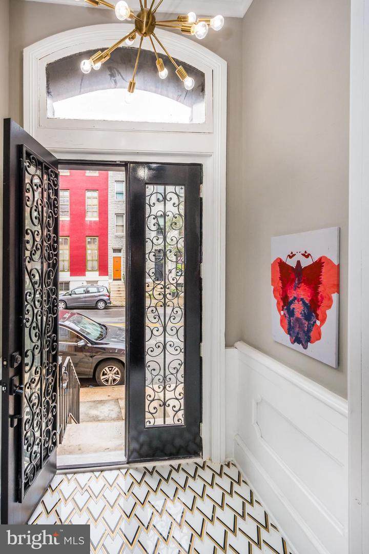 1413 Madison Avenue - Photo 1
