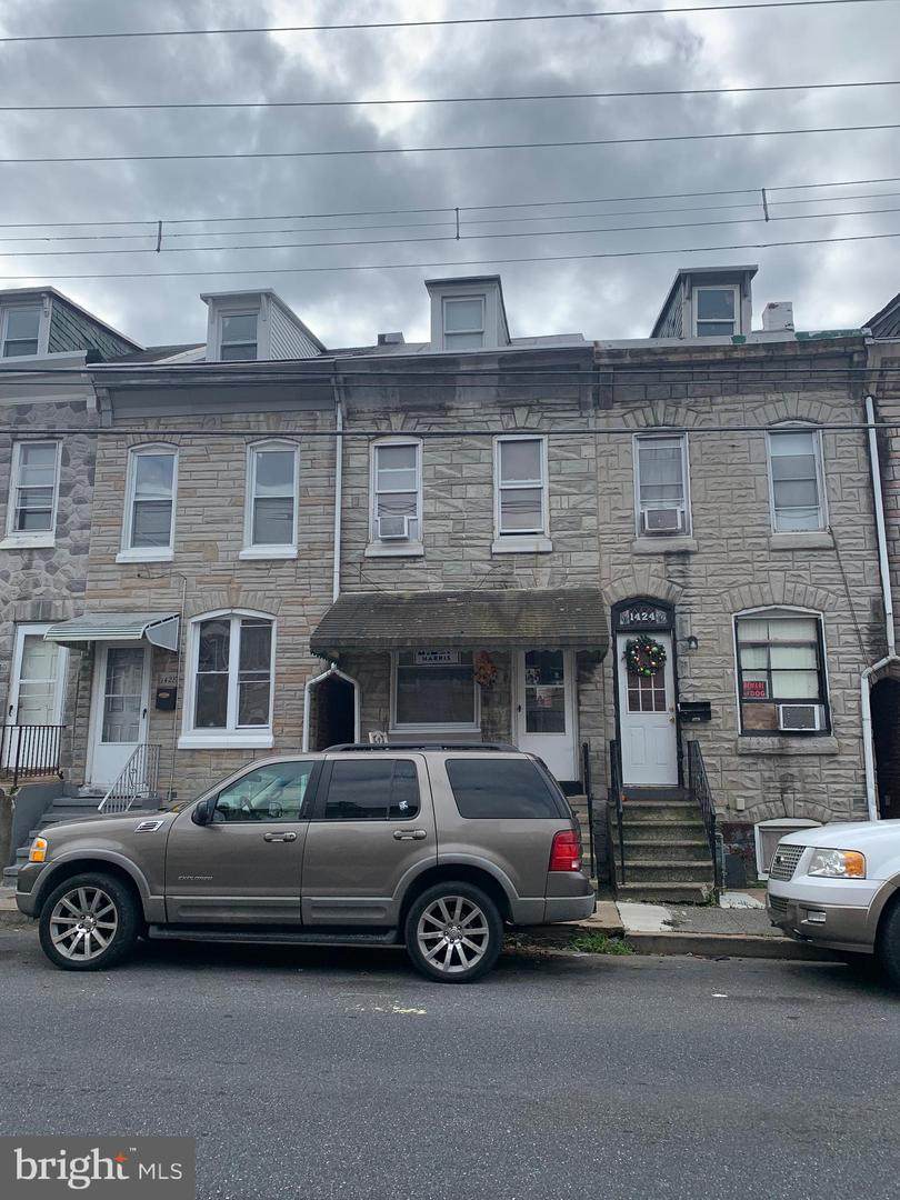 1426 Cotton Street - Photo 1