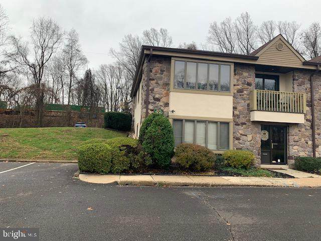 501 Lakeside Drive - Photo 1