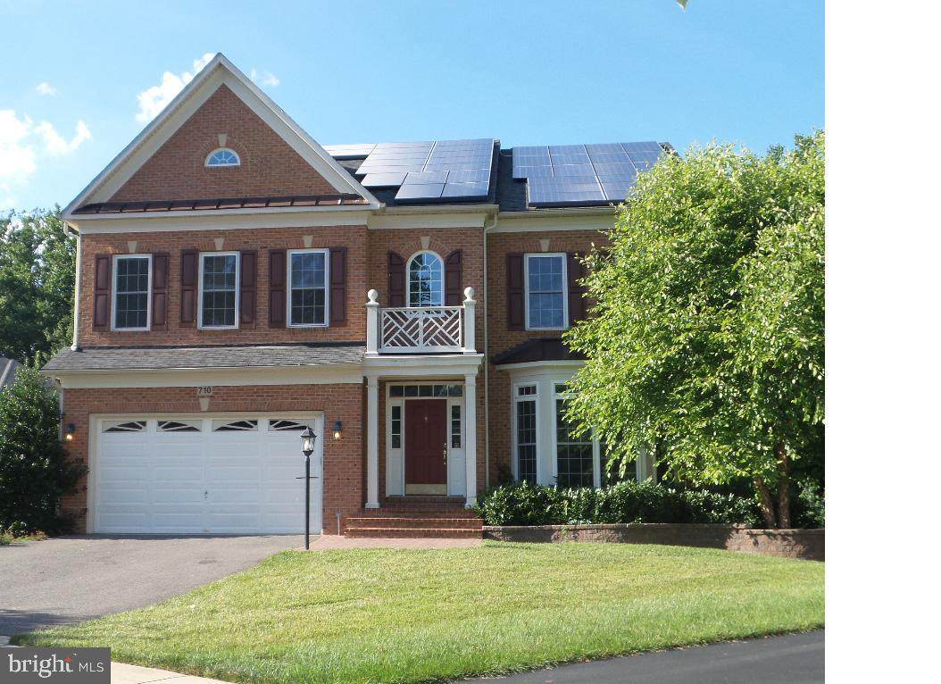 710 Fantail Court - Photo 1
