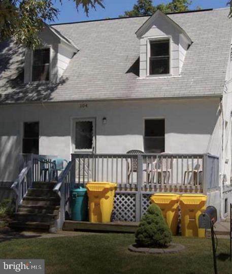104 Lincoln Avenue - Photo 1