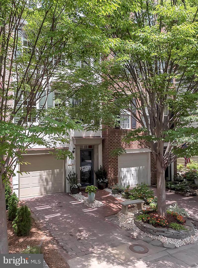 337 Helmuth Lane - Photo 1