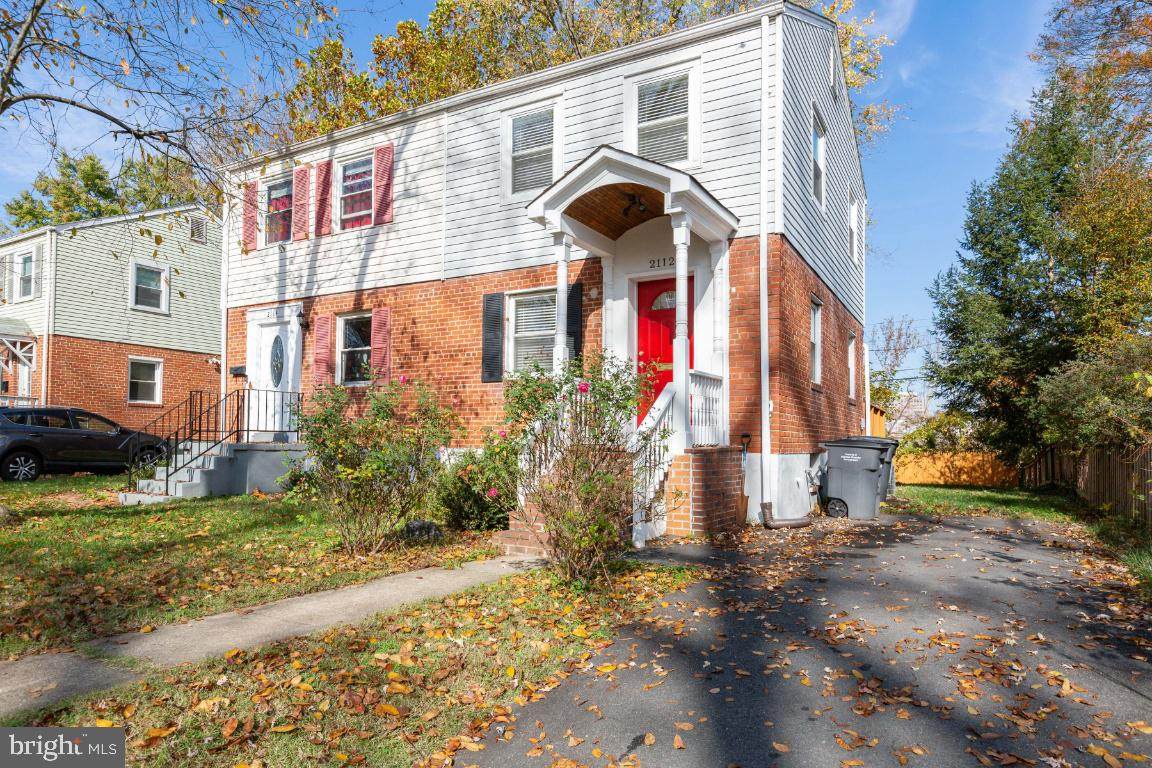 2112 Arlington Terrace - Photo 1