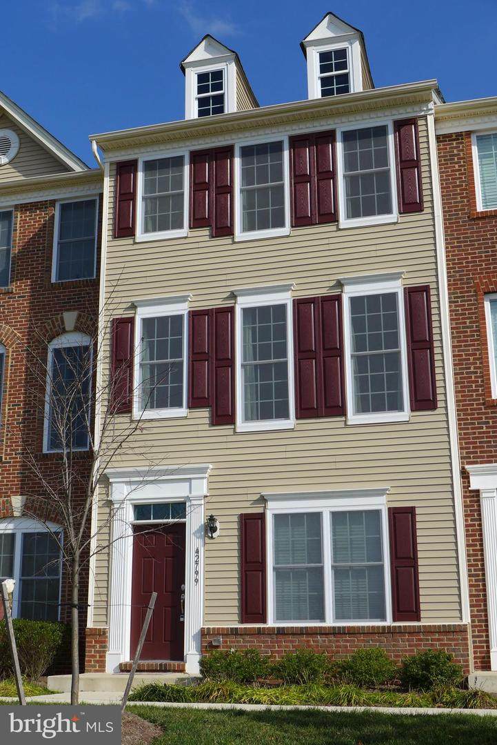 42799 Eggleston Terrace - Photo 1