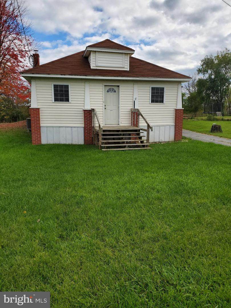 4804 Martinsburg Pike - Photo 1