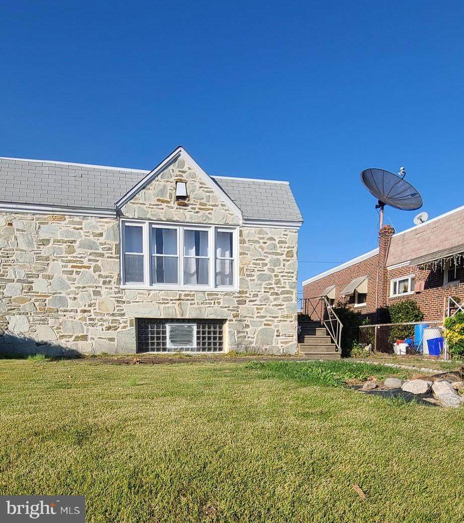 8926 Blue Grass Road - Photo 1