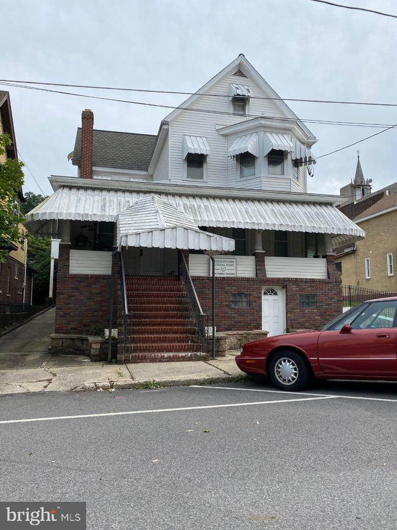 210 Bertsch Street - Photo 1