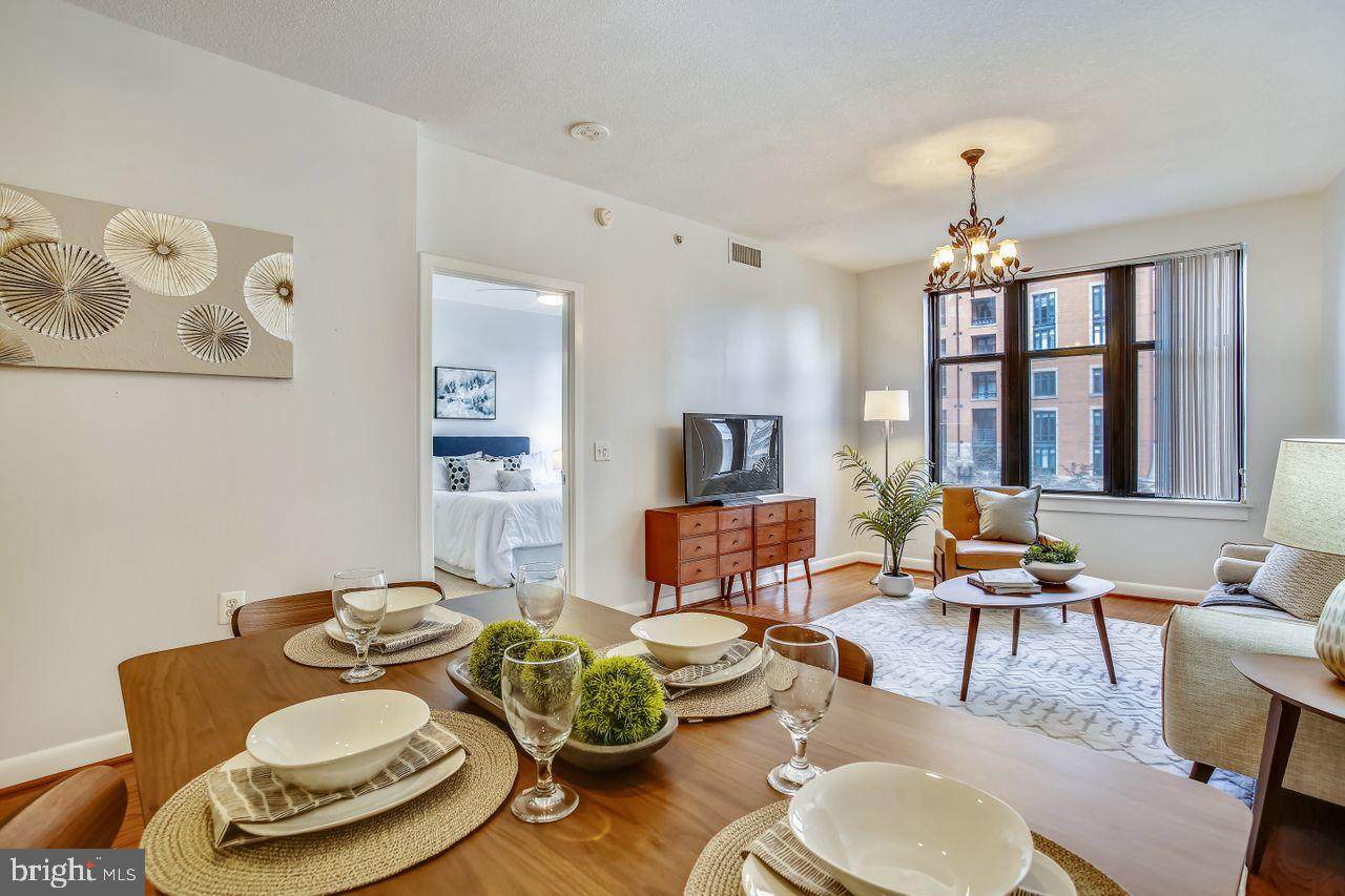 400 Massachusetts Avenue - Photo 1