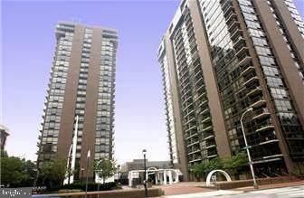 241 6TH Street - Photo 1