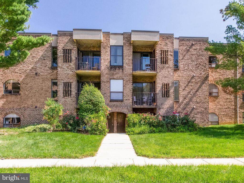 1 Silverwood Circle - Photo 1