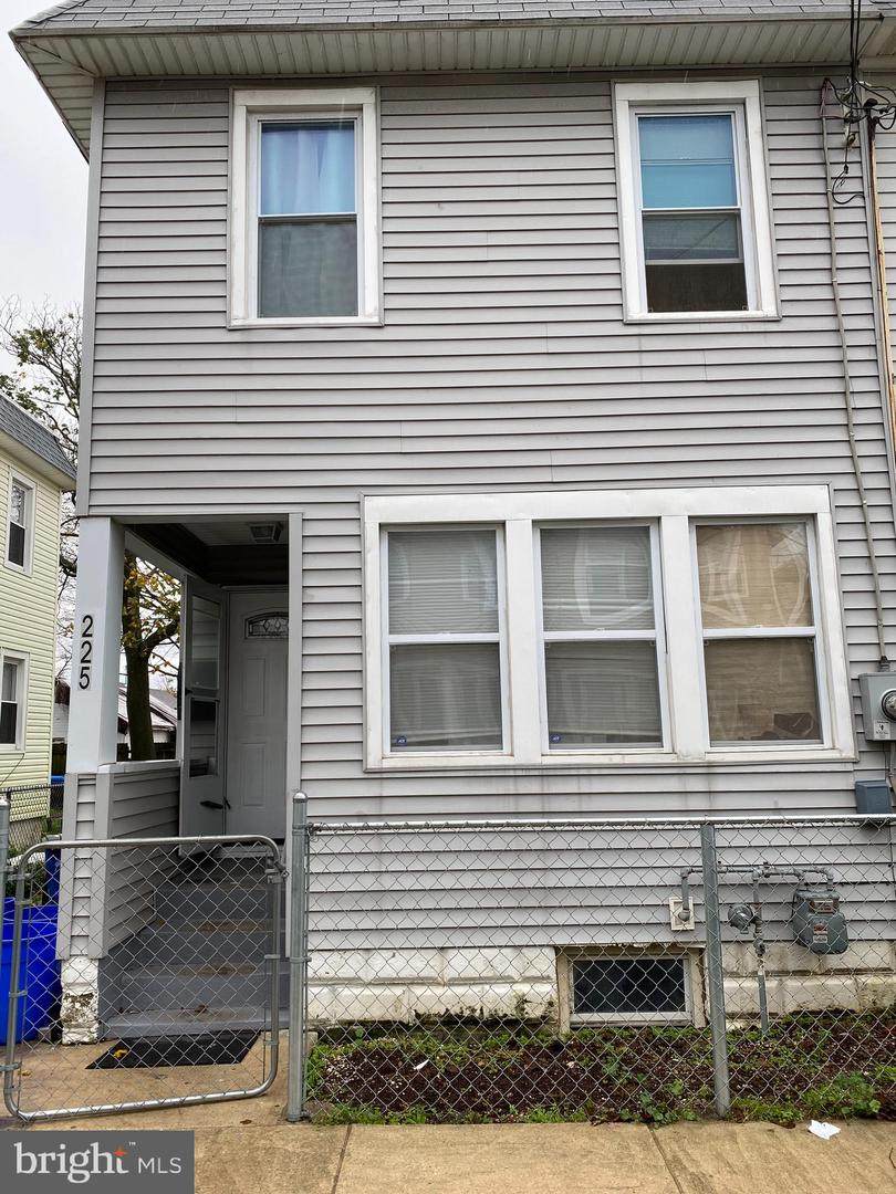 225 Guard Place - Photo 1