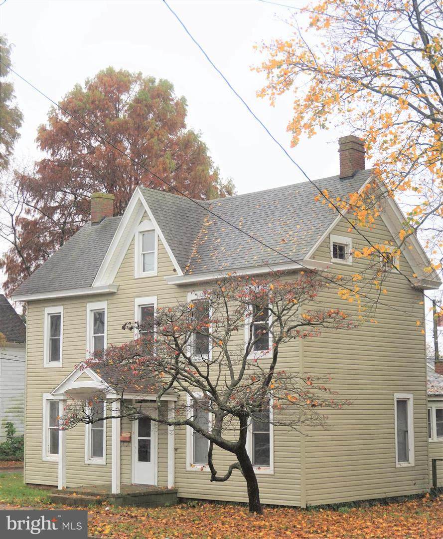332 Pine Street - Photo 1